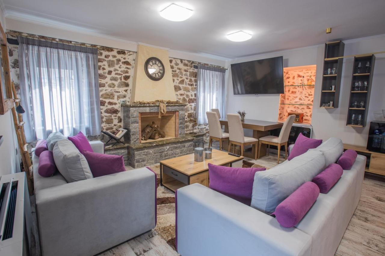 Villa βιλλα το πετρινο Stone Bild Full Equipment *