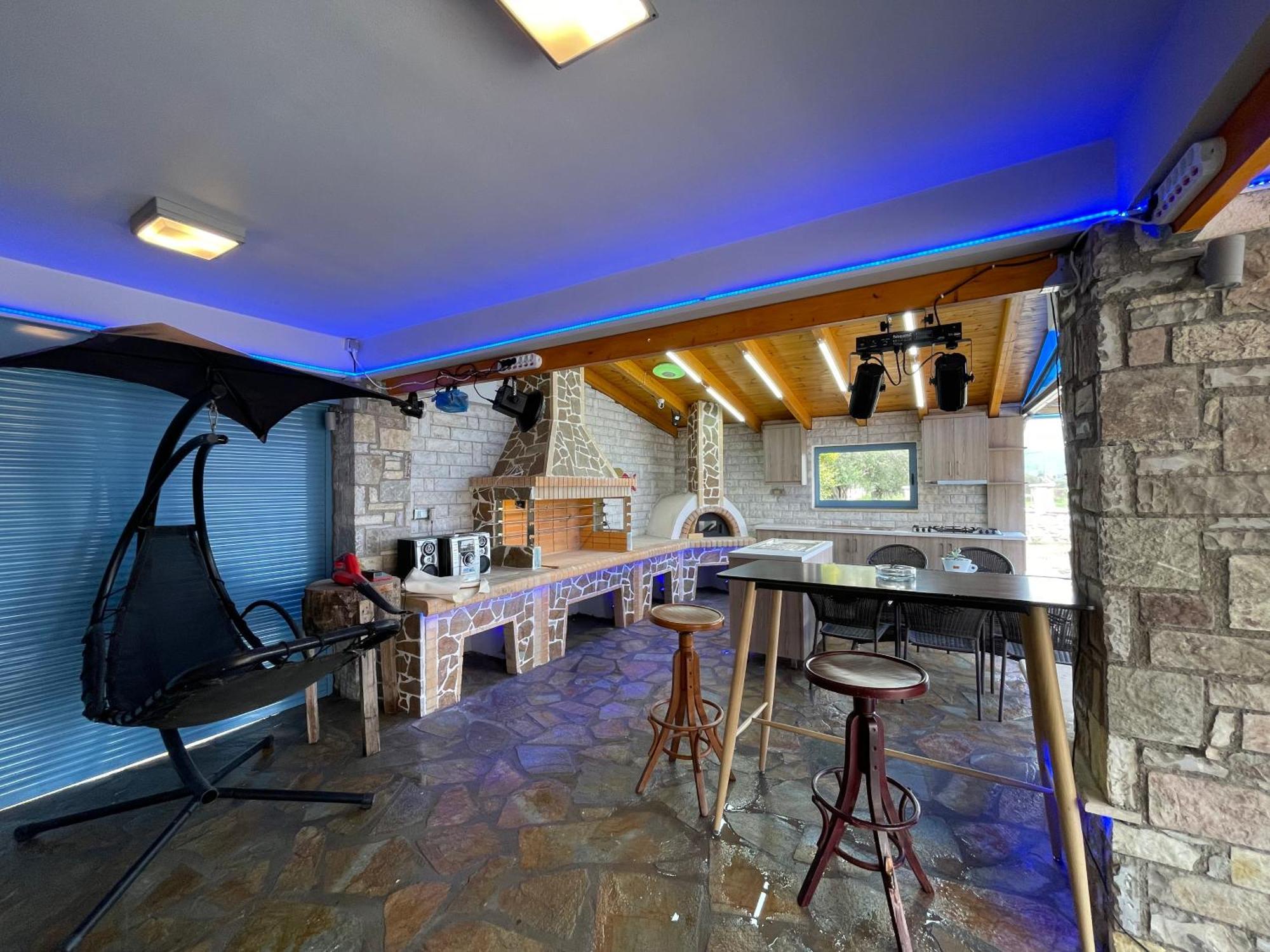 βιλλα το πετρινο Stone Bild Full Equipment Villa