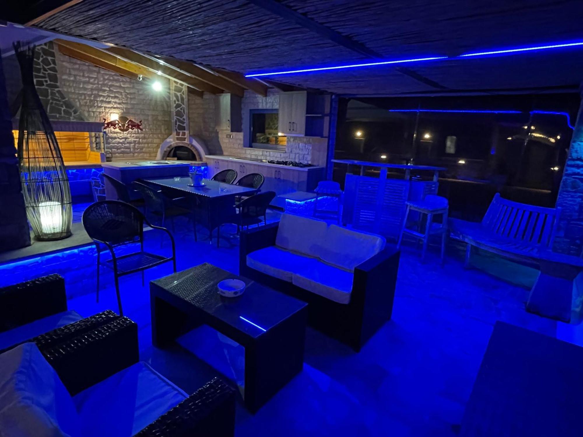 βιλλα το πετρινο Stone Bild Full Equipment Nafpaktos