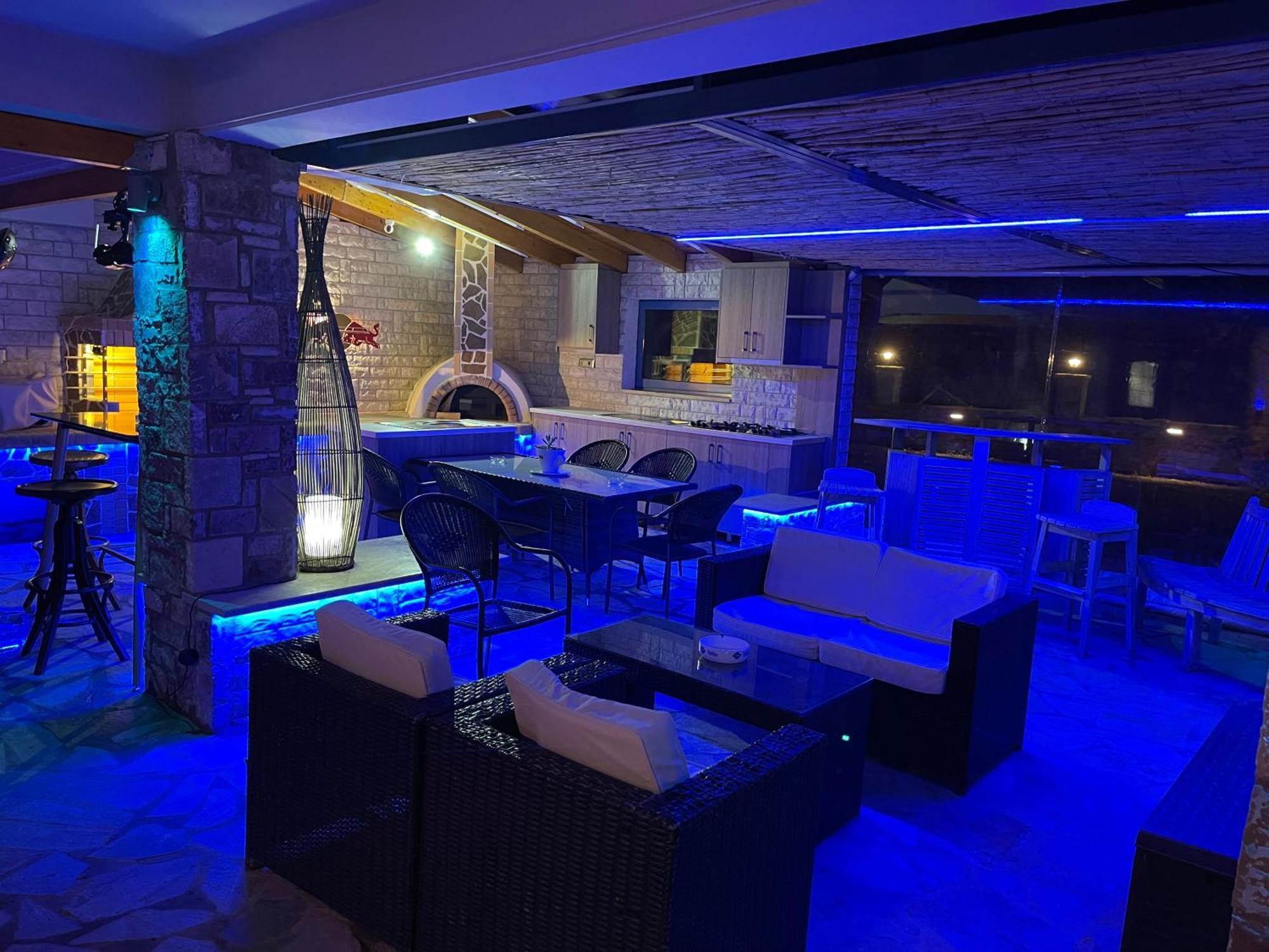βιλλα το πετρινο Stone Bild Full Equipment Villa